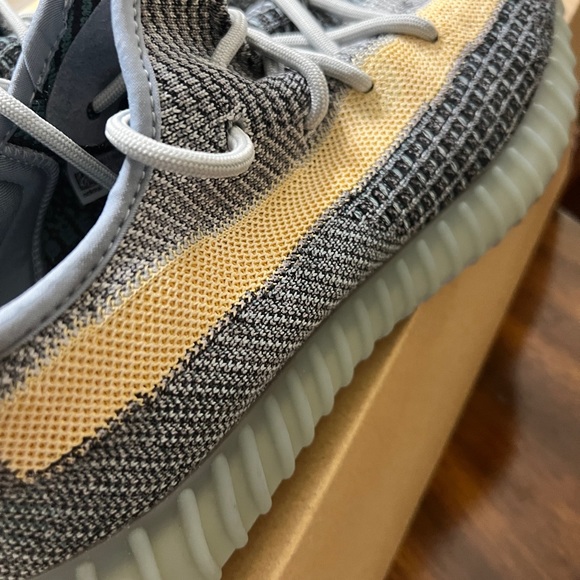 Yezzy Boost 350 V2 AshBlu main image 4